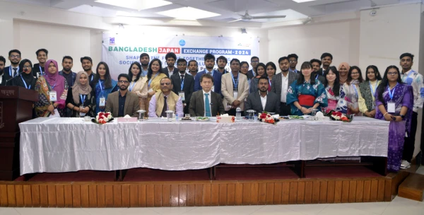 ঢাকা বিশ্ববিদ্যালয়ে পার্টনারশিপ ক্যাম্পেইন